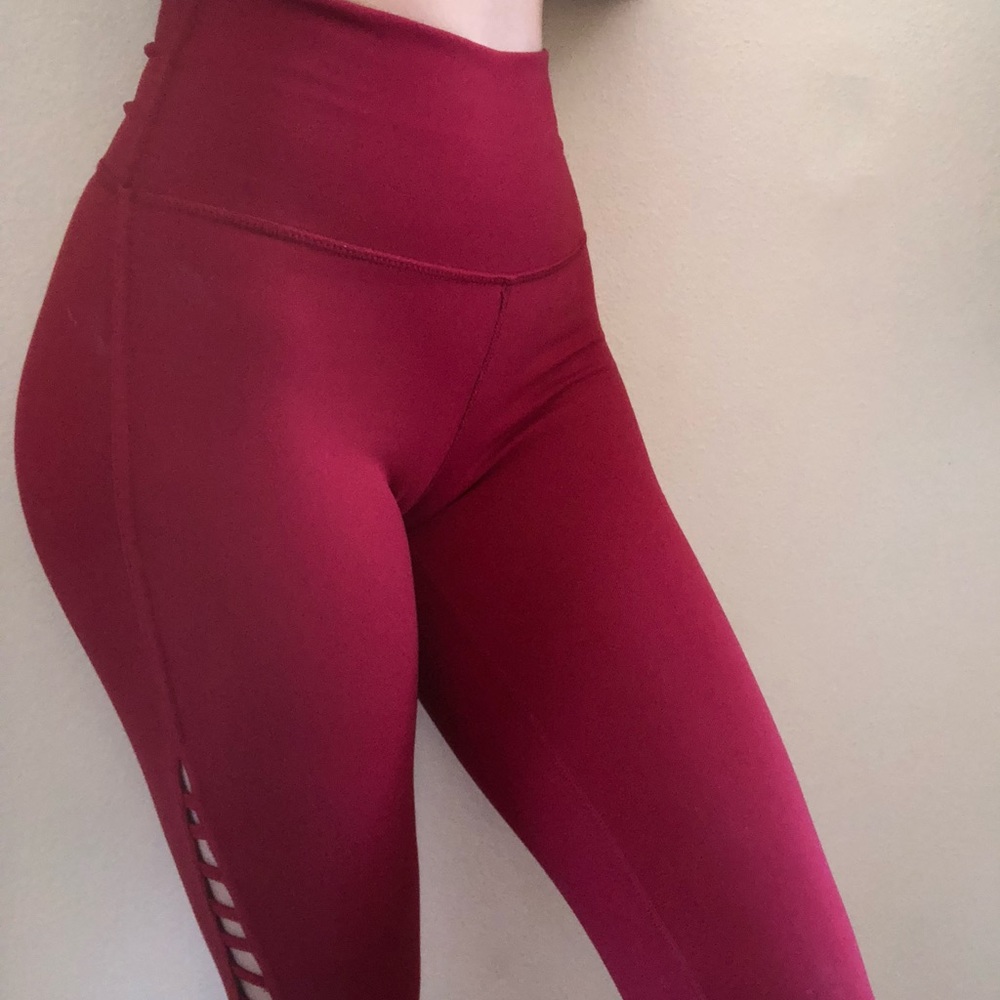 XS ECHT High Rise Scrunch Leggings